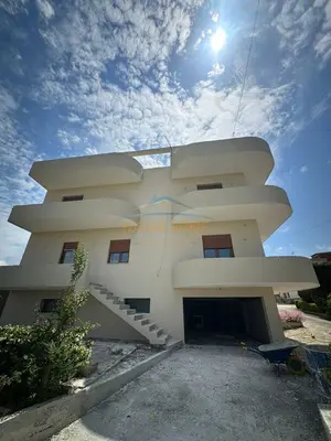 Vilë në shitje në Shkallnur, Durrës, 580 m². Foto 2 nga 3
