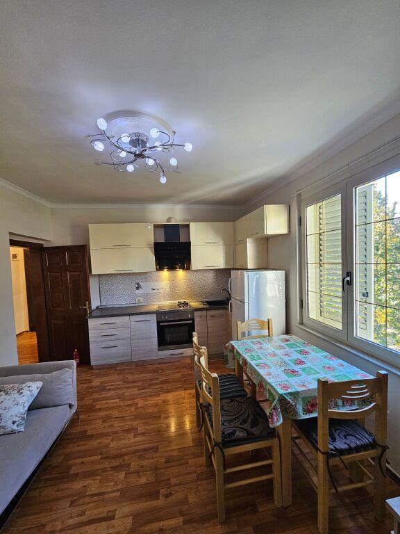 Apartament 2+1 me qera në Rruga Imer Ndregjoni, Tiranë, 90 m². Foto 4 nga 11
