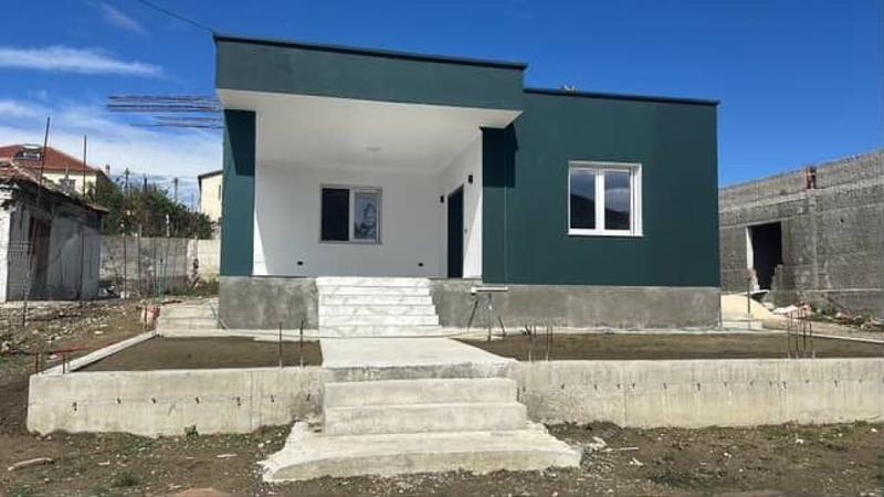 Shtëpi private në shitje në Rruga Bajram Tusha, Durrës, 660 m²