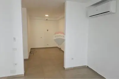 Zyrë me qera në Rruga Papa Gjon Pali II, Tiranë, 75 m². Foto 3 nga 5