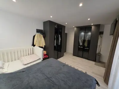 Apartament 2+1 në shitje në Vasil Shanto, Tiranë, 110 m². Foto 11 nga 12