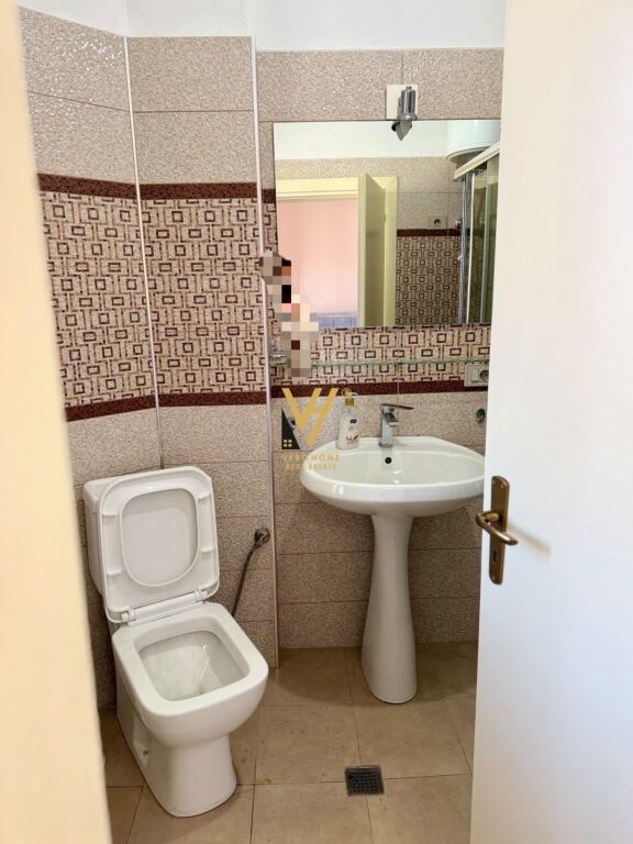 Apartament 2+1 me qera në 21 Dhjetori, Tiranë, 100 m². Foto 3 nga 3