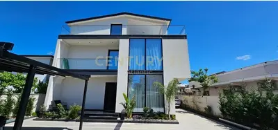 Vilë në shitje në Plazh, Durrës, 325 m². Foto 3 nga 12