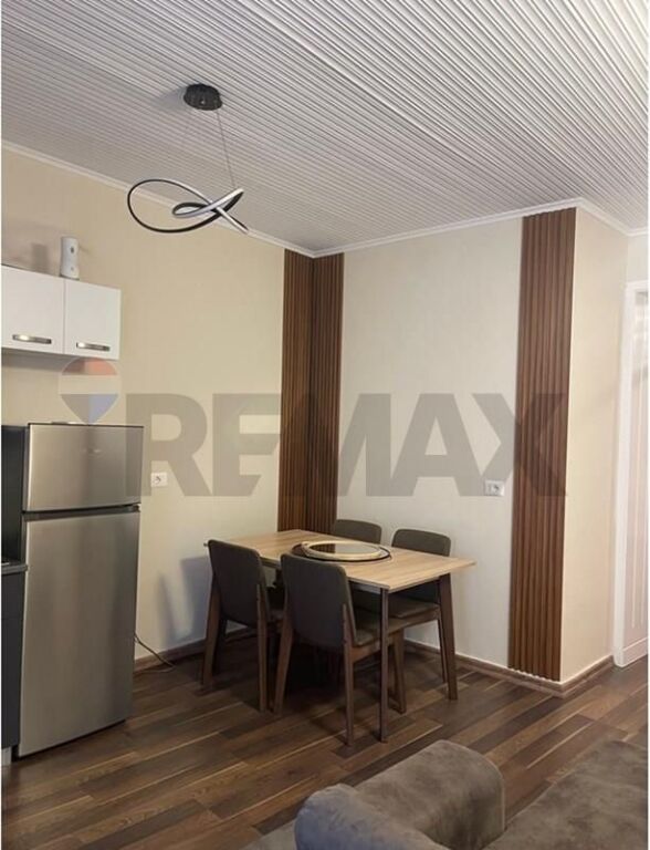Apartment for rent in Rruga Mine Peza, Tirana, 80 m². Photo 1 of 3