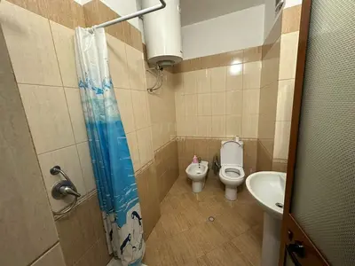 Apartament 2+1 me qera në Qendra Tregtare Blue Star, Durrës, 100 m². Foto 9 nga 12