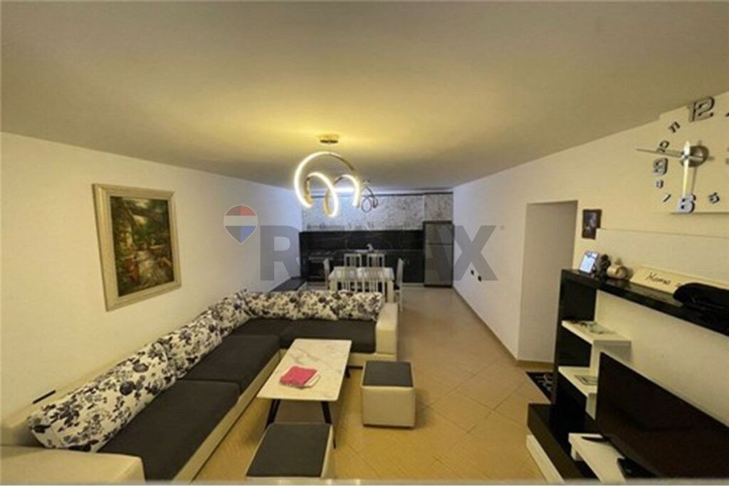 Apartment for sale in Ali Demi, Tirana, 45 m². Photo 1 of 3