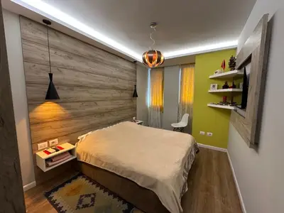 Appartamento 2+1 in affitto a Rruga e Bogdanëve, Tirana, 90 m². Foto 3 di 5