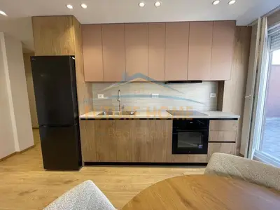Penthouse 2+1 në shitje në Bulevardi Zhan D’Ark, Tiranë, 97 m². Foto 3 nga 12