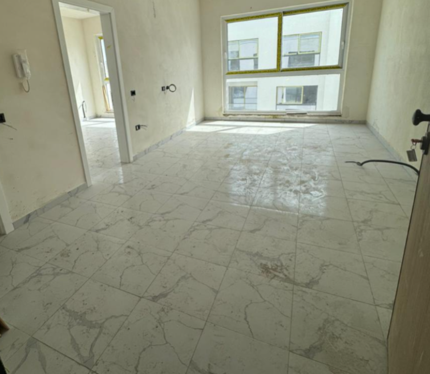 Apartment 1+1 for sale in Mali i Robit, Golem, 56 m². Photo 1 of 3