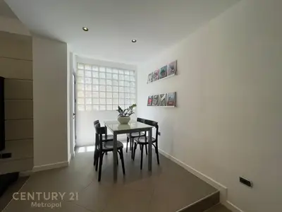 Apartament 2+1 me qera në Libri Universitar, Tiranë, 112 m². Foto 5 nga 9