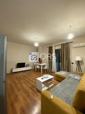 Apartament 1+1 me qera në Laprakë, Tiranë, 70 m². Foto 1 nga 2