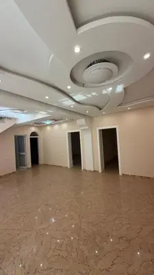 Zyrë me qera në Rruga e Elbasanit, Tiranë, 240 m². Foto 1 nga 3