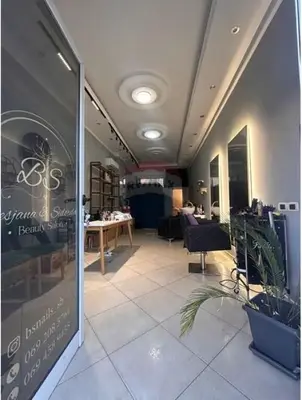 Dyqan në shitje në Rruga Ali Demi, Vlorë, 38 m². Foto 4 nga 11