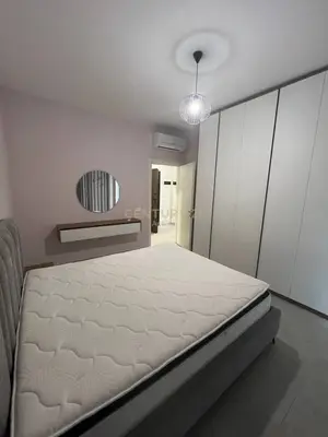 Apartament 1+1 me qera në Yzberisht, Tiranë, 72 m². Foto 7 nga 8