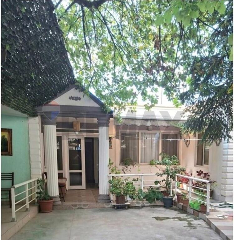 Villa for rent in Shkolla e Bashkuar, Tirana, 193 m²
