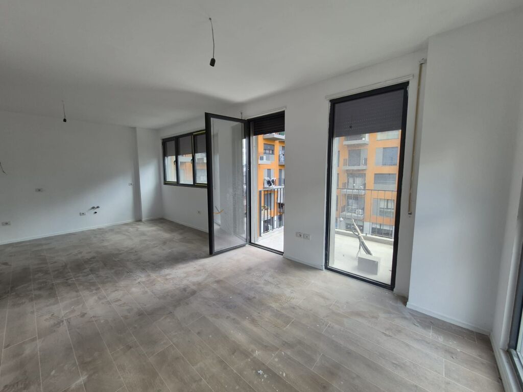 Apartment 2+1 for sale in Oxhaku, Tirana, 109 m². Photo 2 of 3