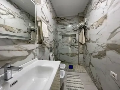 Apartament 2+1 me qera në Bulevardi Zogu I, Tiranë, 123 m². Foto 11 nga 11