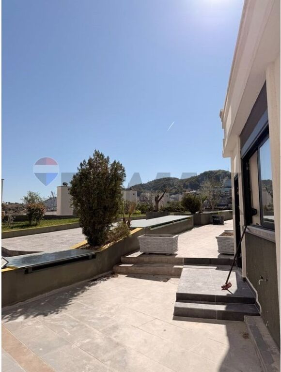 Apartment for sale in Kodra e Diellit, Tirana, 85 m². Photo 1 of 3