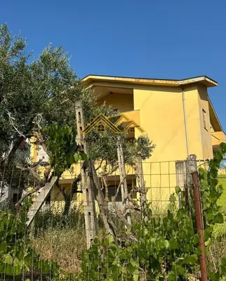 House for sale in Shijak, Durrës, 676 m². Photo 5 of 6