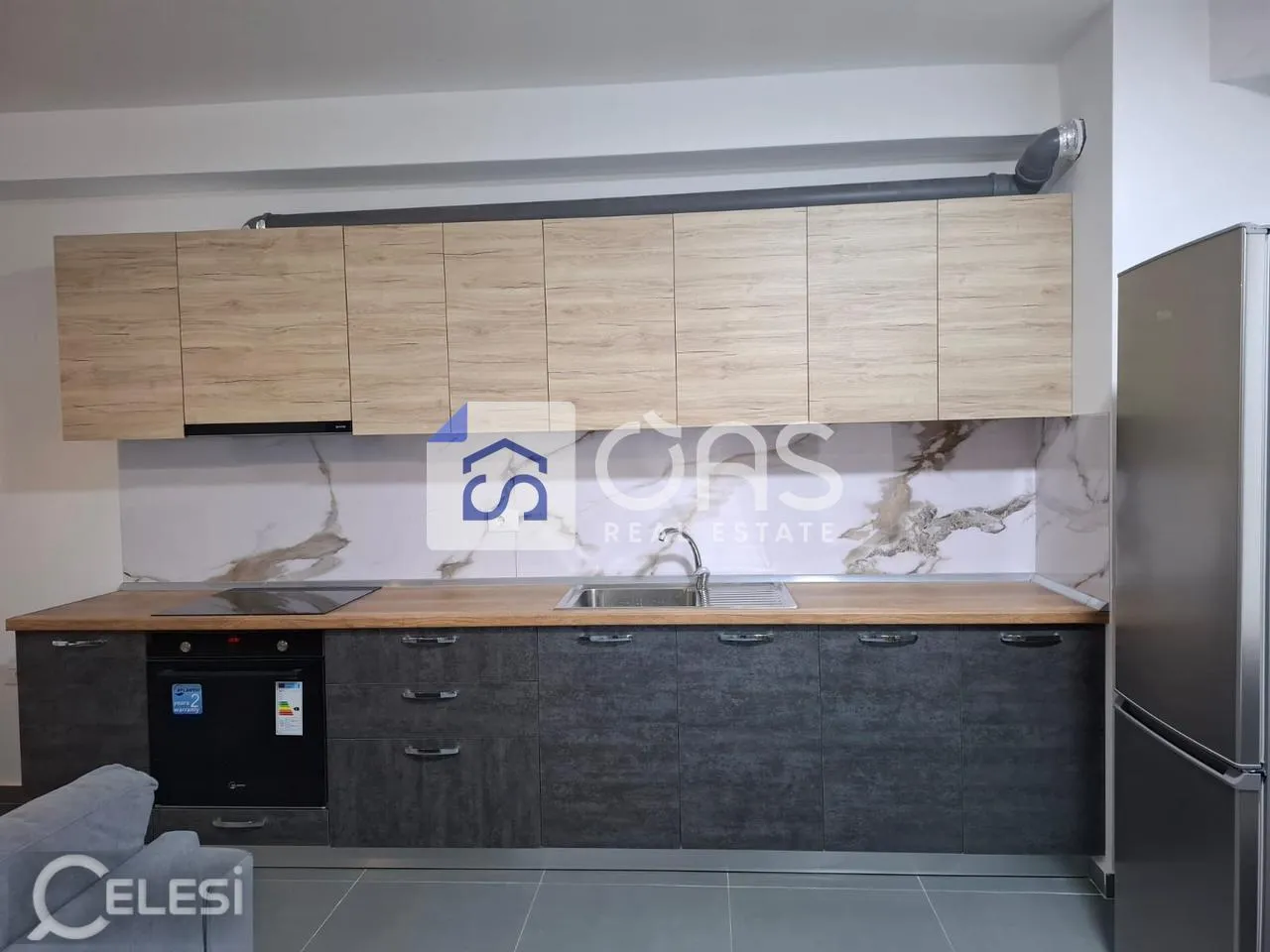 Apartament 3+1 me qera në 5 Maj, Tiranë, 116 m². Foto 1 nga 5