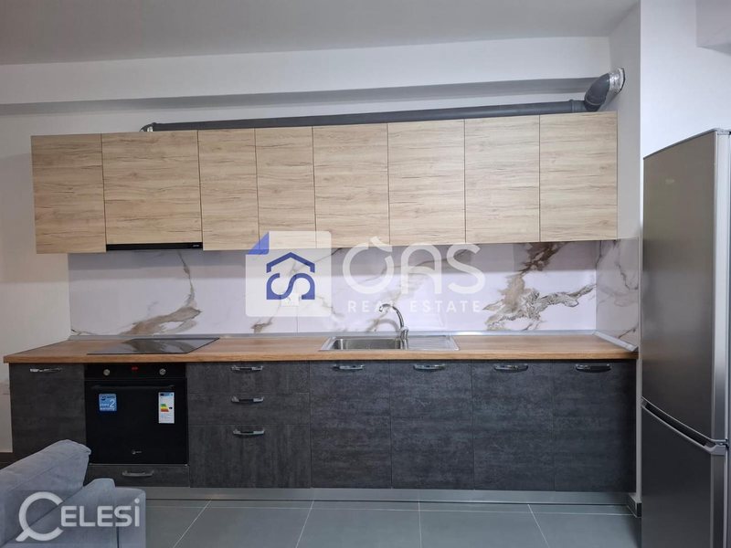 Appartamento 3+1 in affitto a 5 Maj, Tirana, 116 m²
