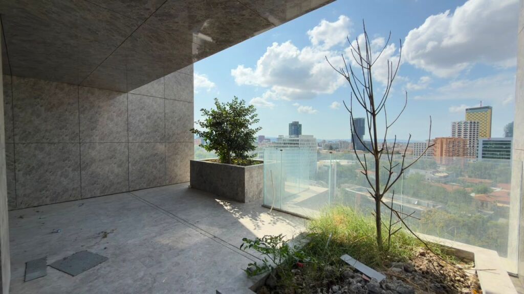Ufficio in affitto a Downtown One, Tirana, 220 m². Foto 2 di 3