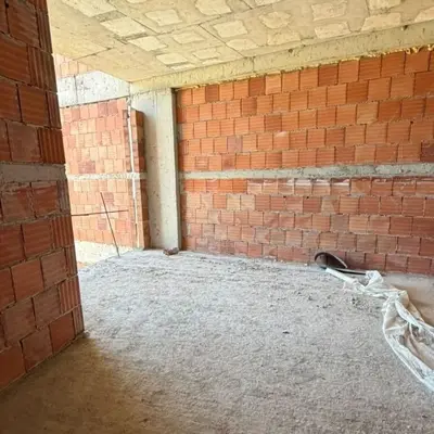 Apartment 1+1 for sale in Kodra e Diellit, Tirana, 63 m². Photo 2 of 5