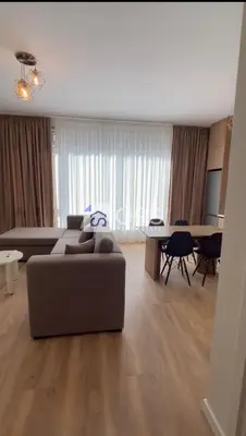 Appartamento 1+1 in affitto a Tirana, 78 m². Foto 1 di 5