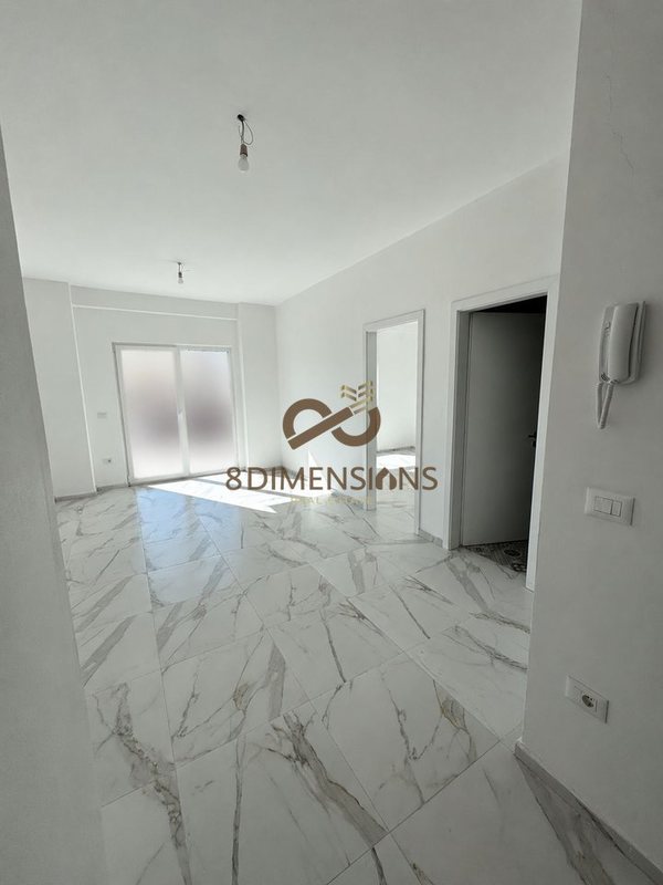 Ufficio in affitto a Laprakë, Tirana, 65 m². Foto 2 di 4