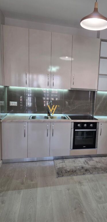 Appartamento 1+1 in affitto ad Astir, Tirana, 60 m². Foto 2 di 3