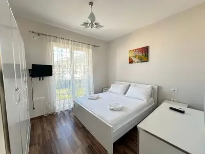 Appartamento in affitto a Valona, 70 m². Foto 2 di 7