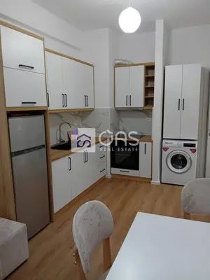 Apartament 1+1 me qera në Ali Dem, Tiranë, 48 m². Foto 4 nga 8