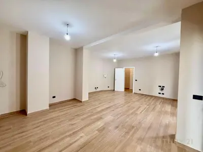 Ufficio in affitto a Rruga e Elbasanit, Tirana, 138 m². Foto 2 di 12