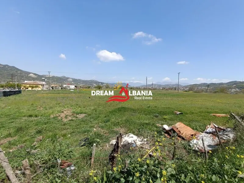 Terreno in vendita a Peze, Tirana, 3.000 m²
