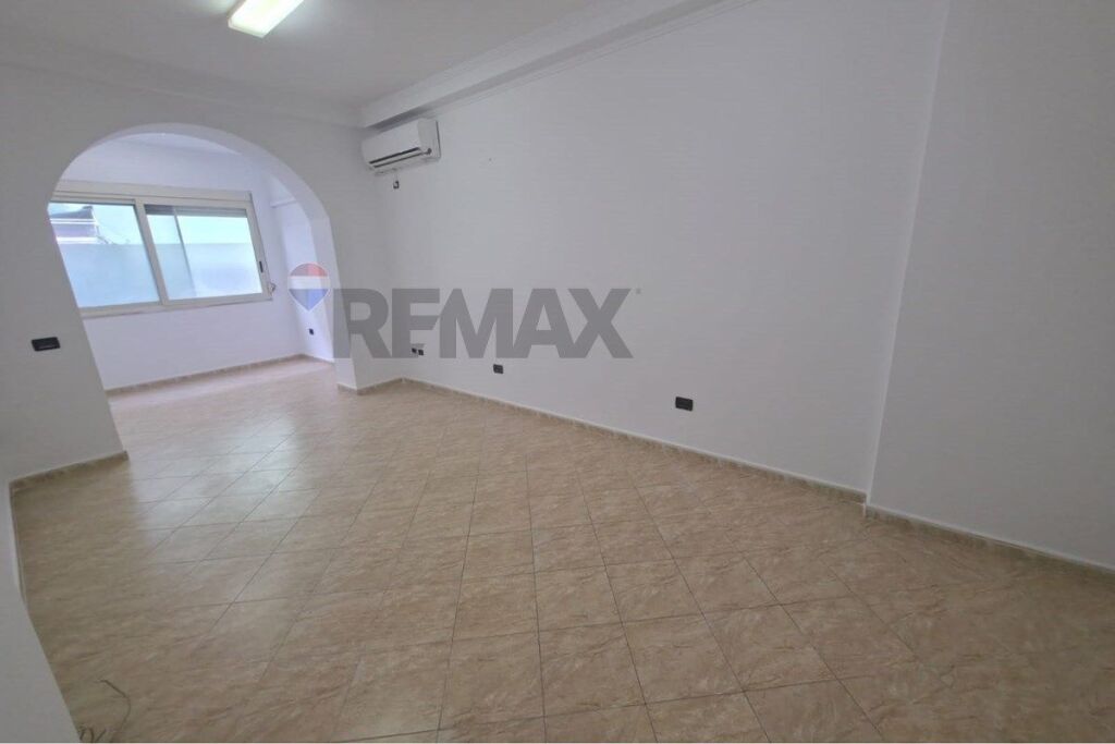 Office for rent in Blloku, Tirana, 60 m². Photo 3 of 3