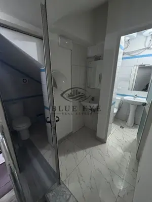 Commercial space for rent in Stadiumi, Durrës, 174 m². Photo 10 of 11