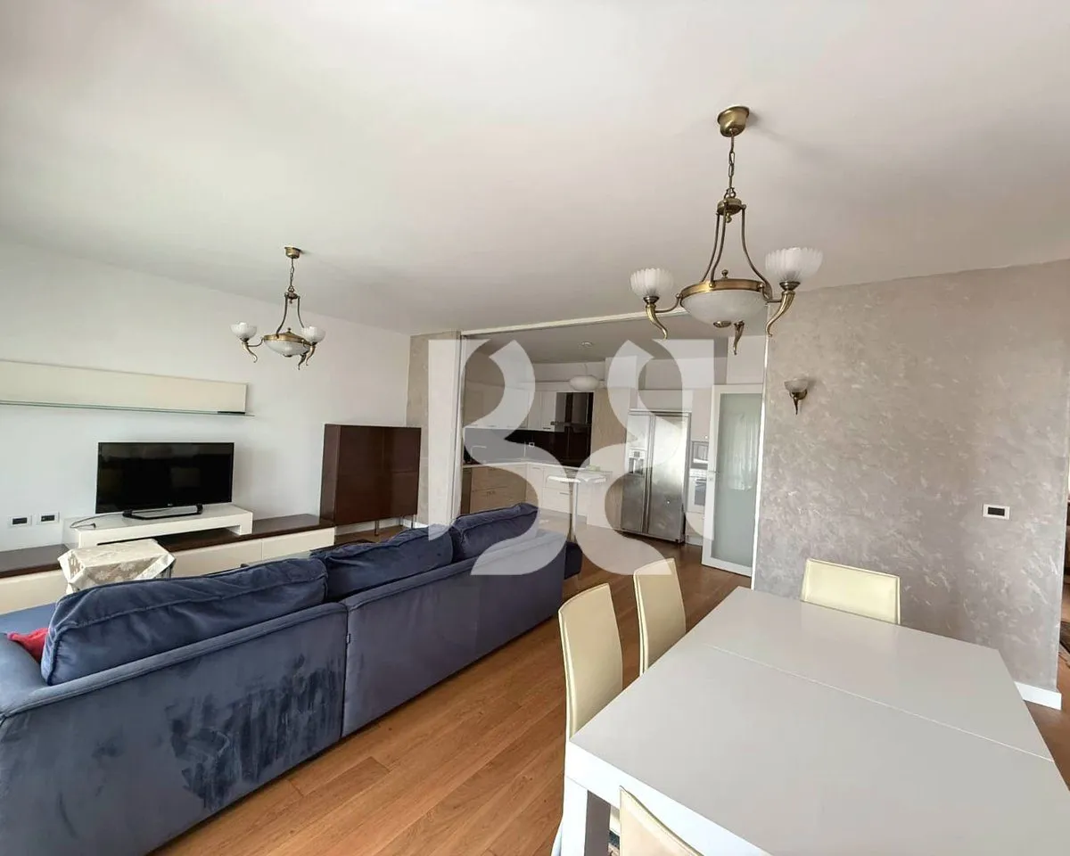 Appartamento 3+1 in affitto a Liqeni i Tiranës, Tirana, 130 m². Foto 1 di 12