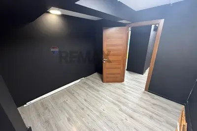 Zyrë me qera në Rruga Sami Frashëri, Tiranë, 173 m². Foto 5 nga 8