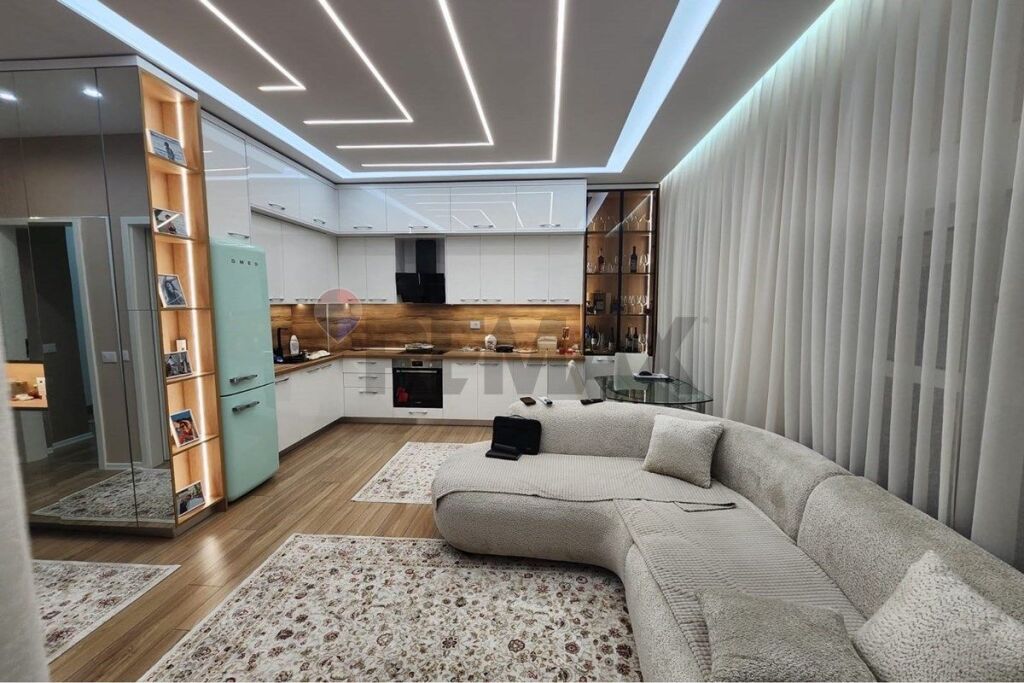 Apartment for sale in Rezidenca Mangalem 21, Tirana, 80 m². Photo 1 of 3