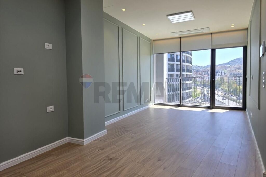 Ufficio in affitto a Lake View Residences, Tirana, 125 m². Foto 2 di 3