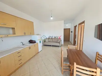 Apartament 2+1 me qera në Rruga Juba, Durrës, 92 m². Foto 2 nga 12