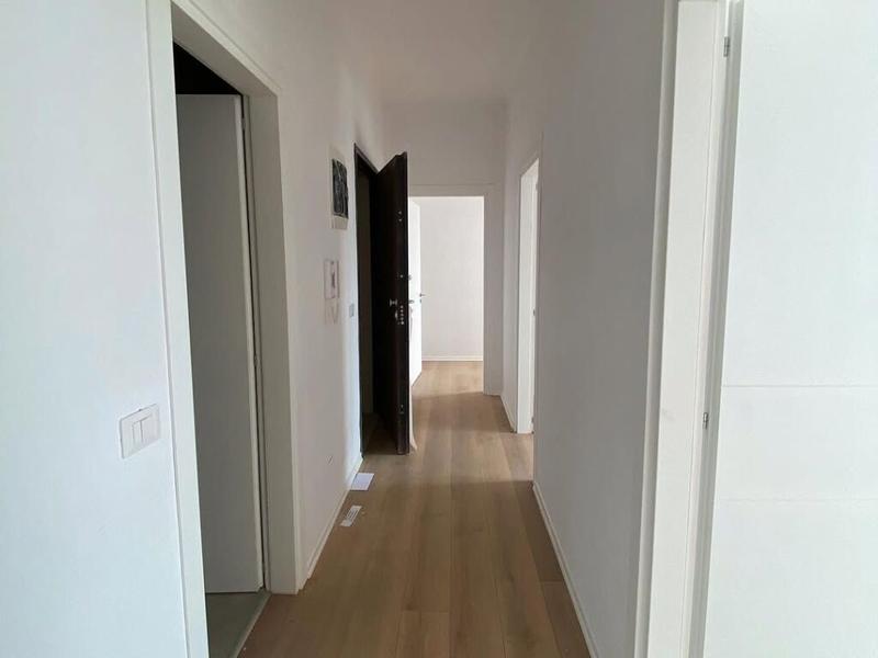 Apartament 3+1 në shitje në Komuna e Parisit, Tiranë, 282 m². Foto 4 nga 8