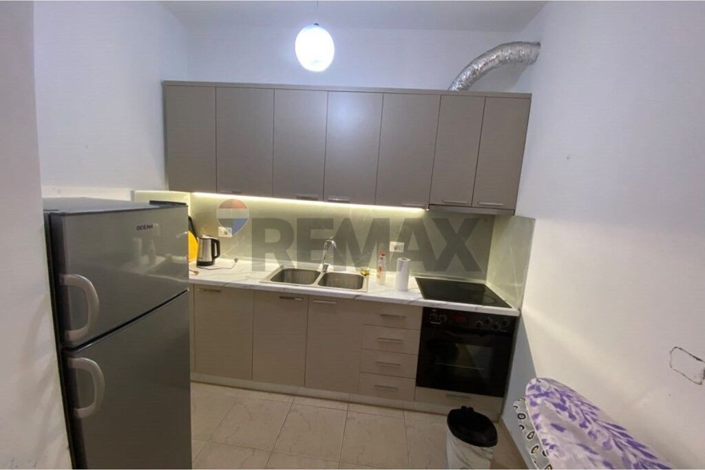 Appartamento in affitto a Jordan Misja, Tirana, 65 m². Foto 3 di 3