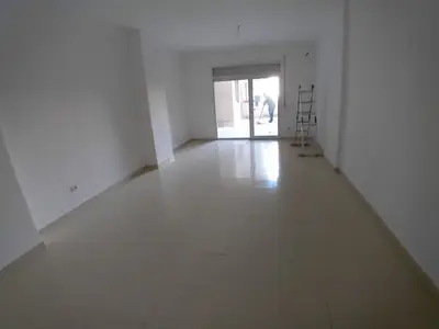 Apartament 3+1 në shitje në Ish-URT, Durrës, 137 m². Foto 1 nga 7