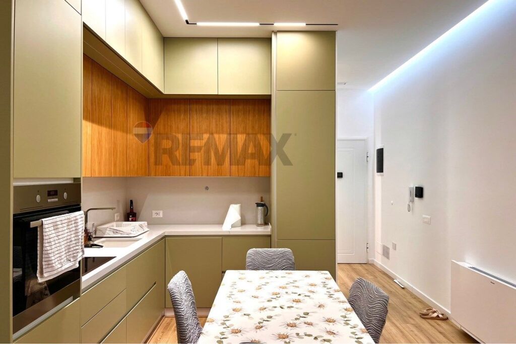 Appartamento in affitto a Kopshti Botanik i Tiranës, Tirana, 96 m². Foto 3 di 3
