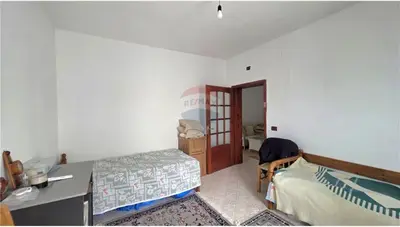 Shtëpi private në shitje në Ish Fabrika e Tullave, Vlorë, 415 m². Foto 2 nga 12