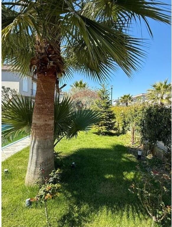 Villa for sale in Gjiri i Lalzit, Durrës, 200 m². Photo 3 of 3