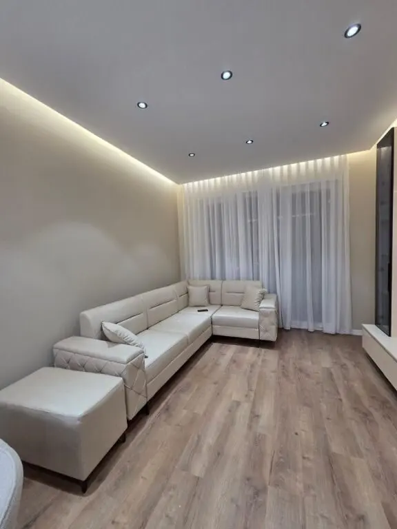 Apartament 1+1 me qera në Medreseja, Tiranë, 60 m²