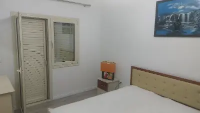 Casa indipendente 3+2 in affitto a Fresku, Tirana, 150 m². Foto 8 di 12