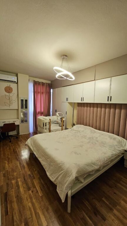 Appartamento 2+1 in affitto a Rruga Fortuzi, Tirana, 114 m². Foto 1 di 3
